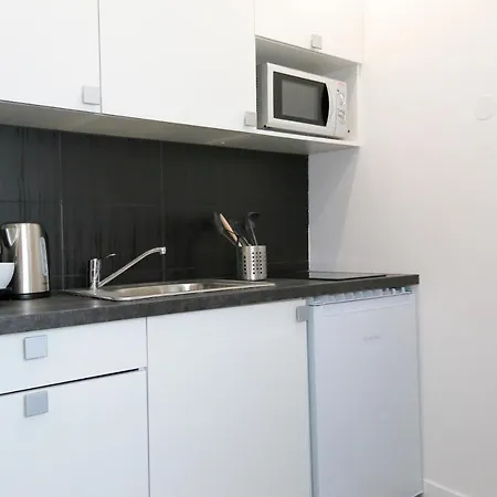 Le Rhinoceros, T1 Hypercentre Chic Et Cosy, Wifi Par Sovalfi Apartment Saint-Etienne  Exterior photo
